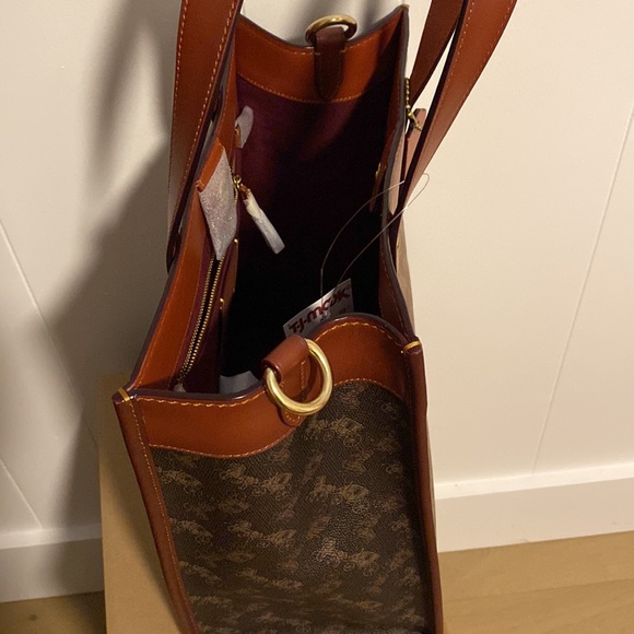 COACH TAN TRUFFLE /RUST LARGE CROSSBODY BAG NWT final price - Picture 15 of 17